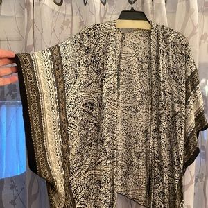 Anthropology style kimono - great neutral colors